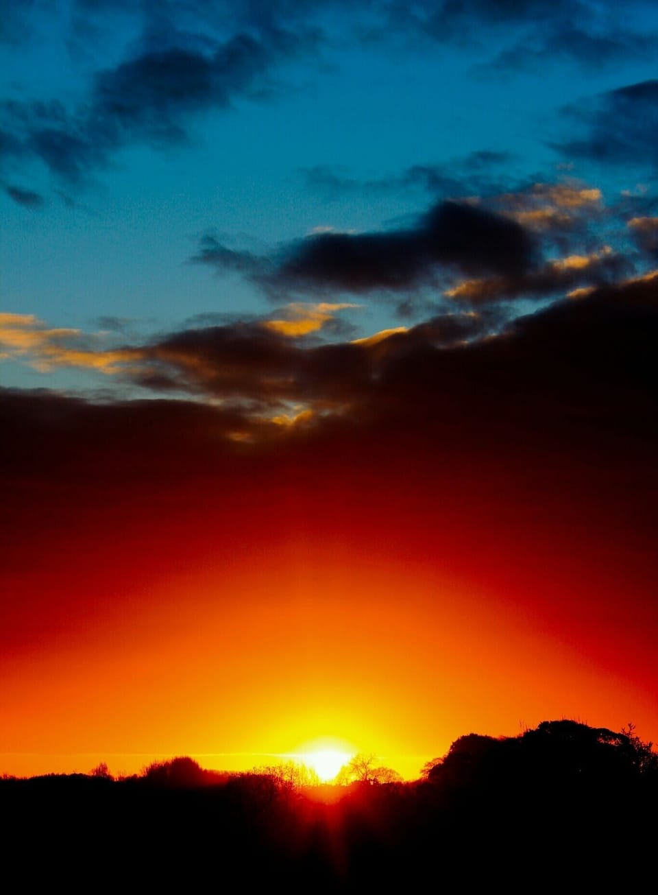 Sunset From Ekahi Village