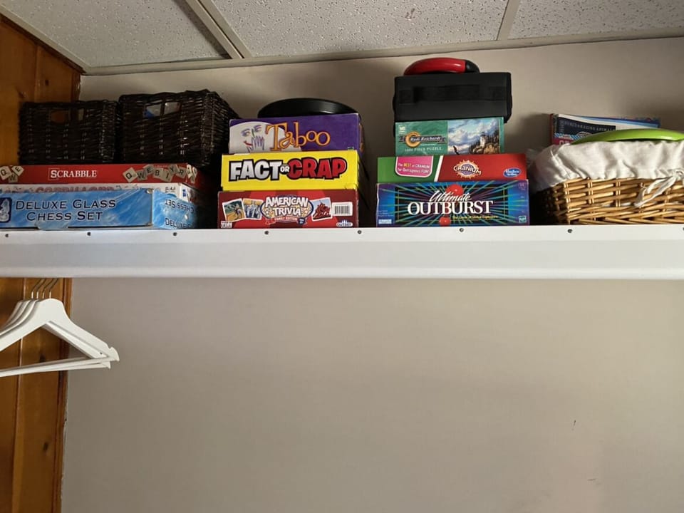 Lots of indoor games 