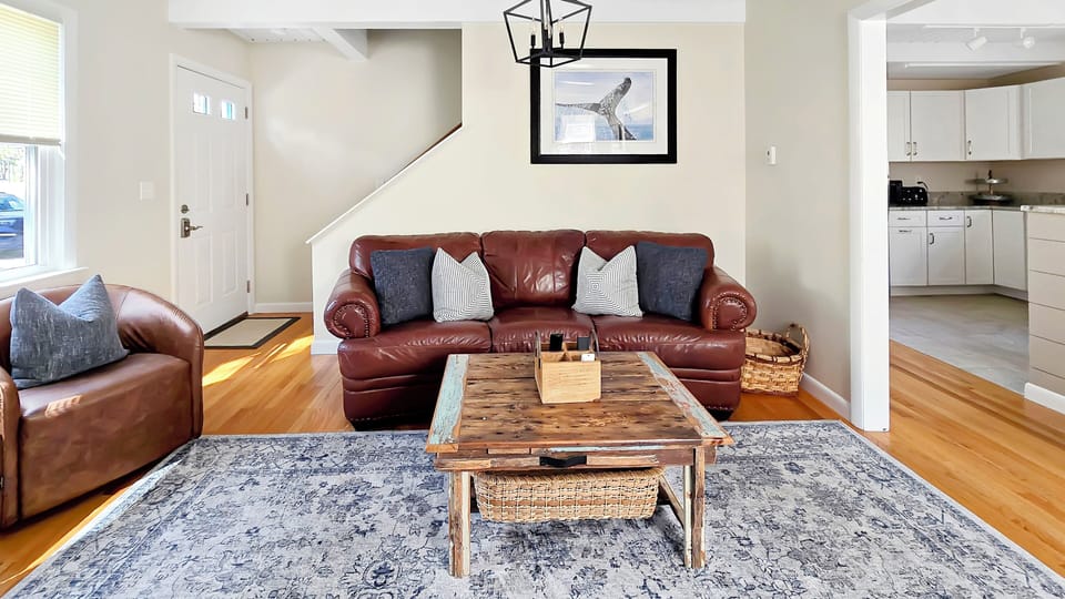 Living room has comfortable seating