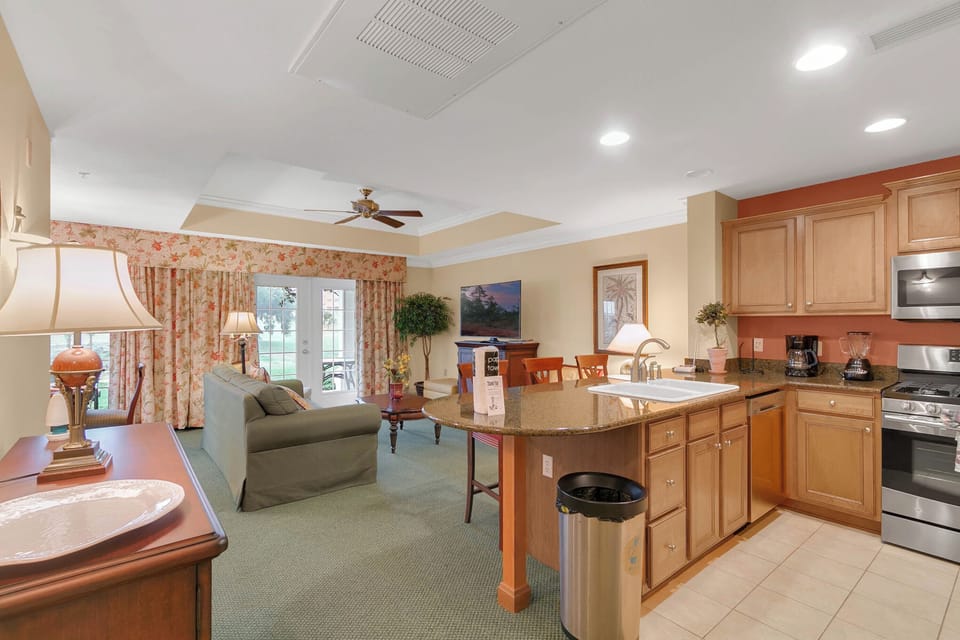 1589 Heritage Court (9).jpg