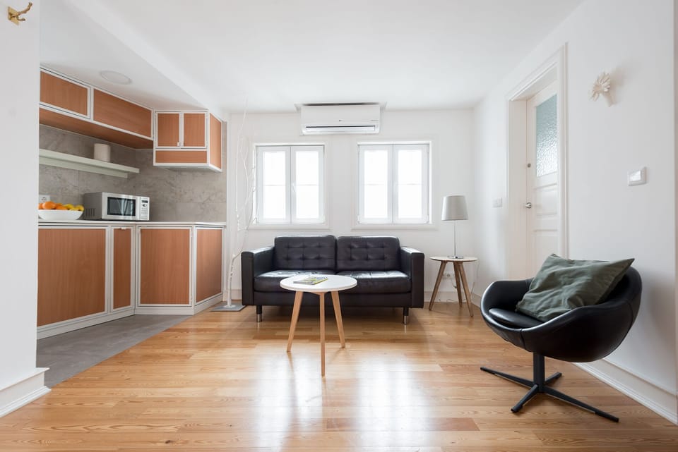 Living Room (2)
