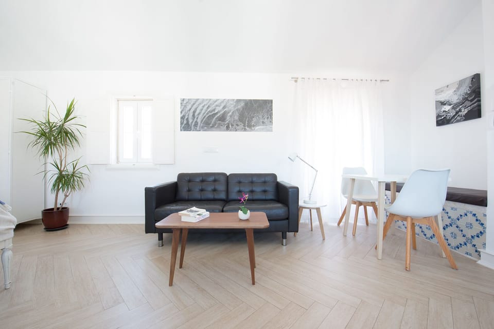 Living Room (2)