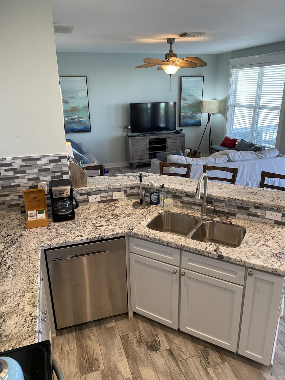 Plenty of kitchen space!