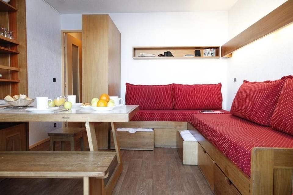 Enjoy your home cooked meals around the comfortable sitting areas
