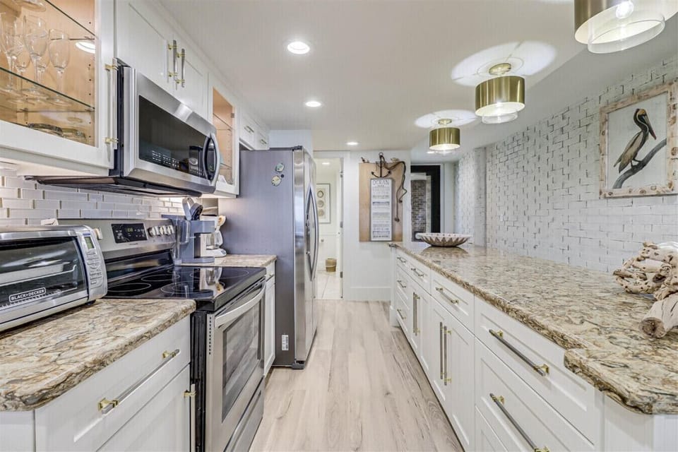 Kitchen with Expansive Island