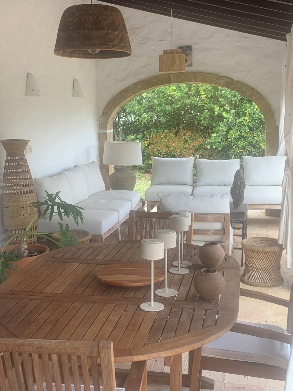Outdoor dining
