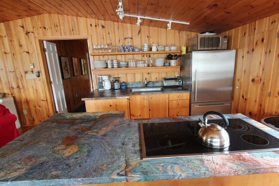 kitchen large boathouse