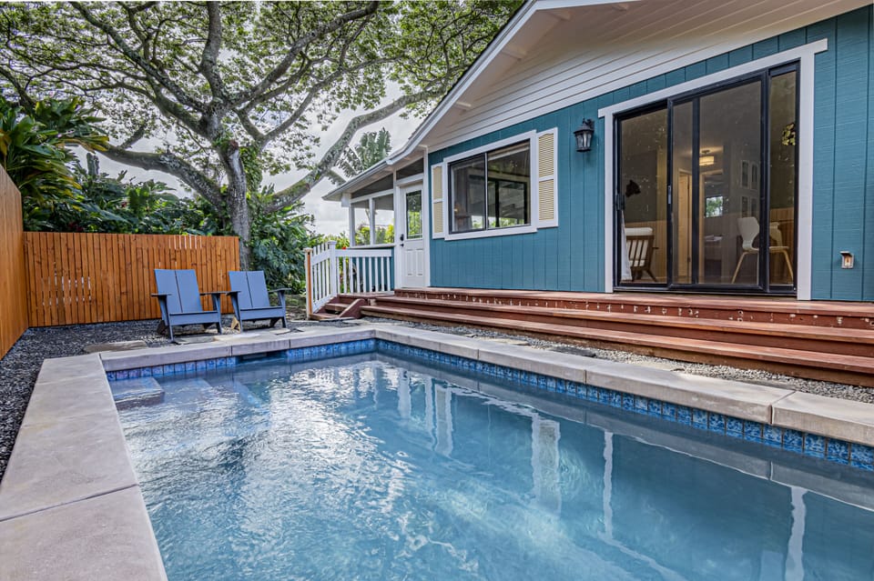 We hope you enjoy the pool and botanical garden-like setting!