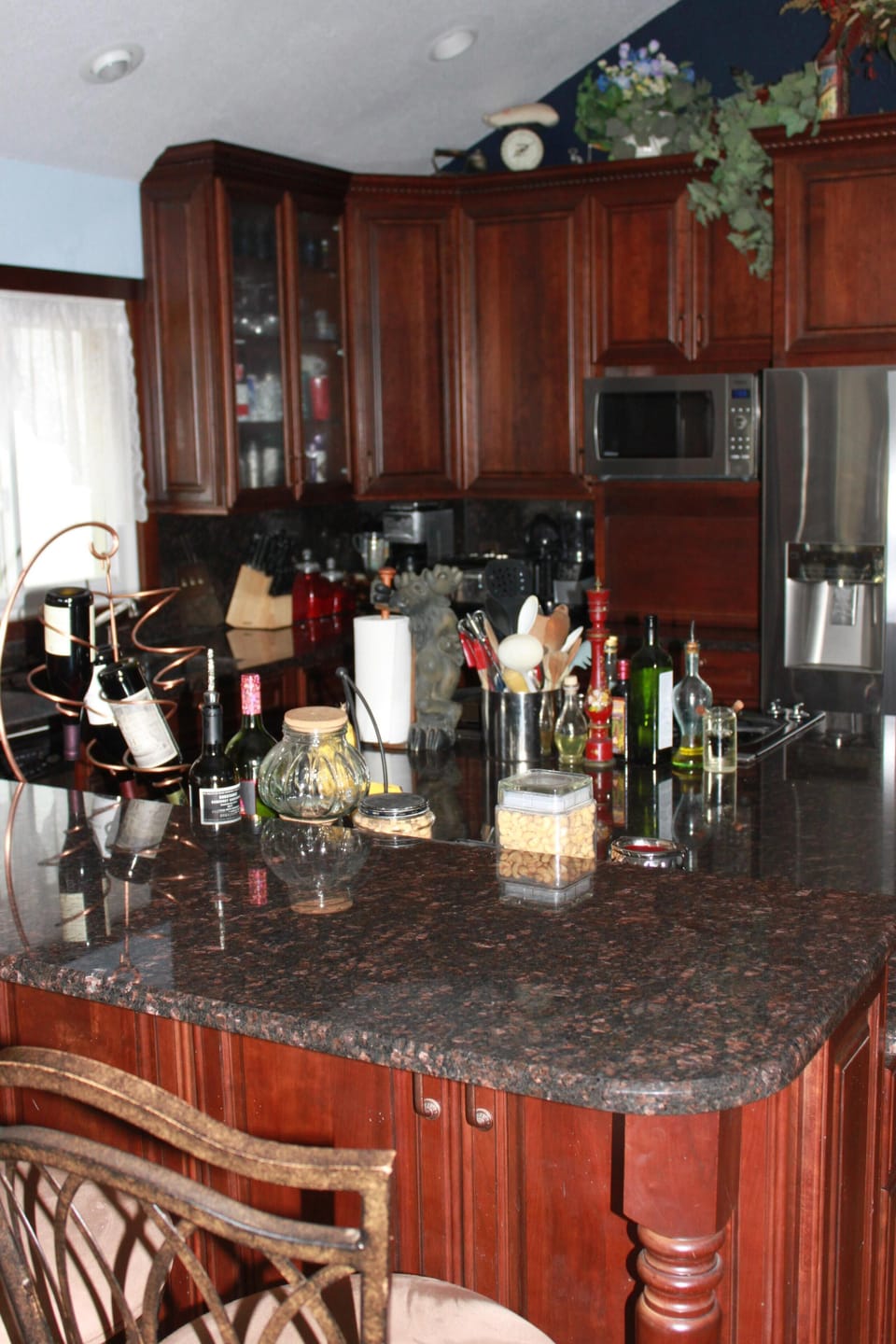 Fully stocked kitchen