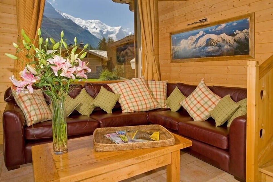 Lounge room