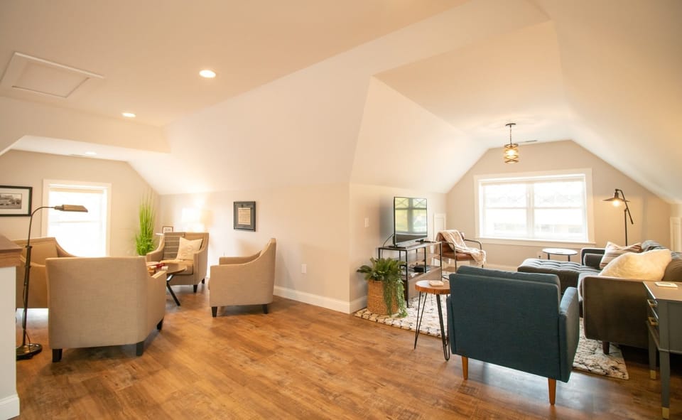 Open, airy spaces to gather, watch TV, play games or enjoy the view~The Rooftop