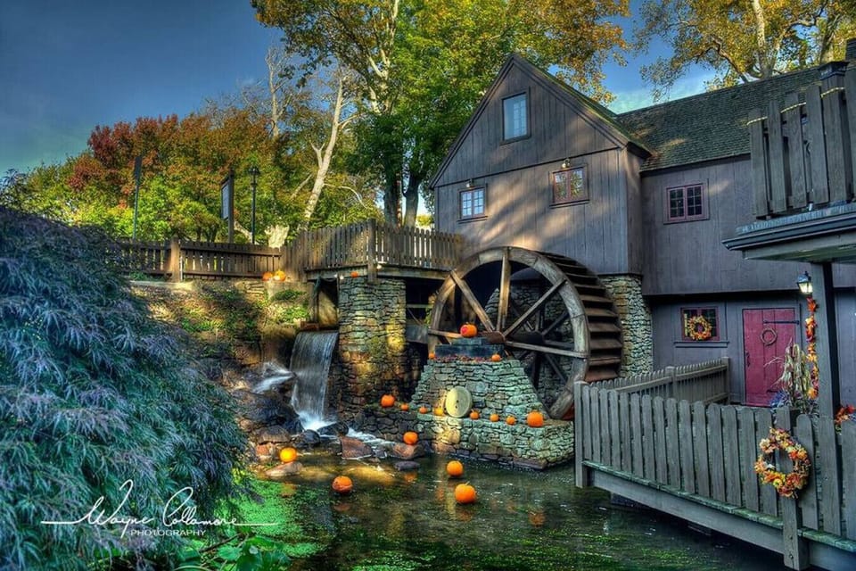 Just around the Corner is the Historic Gristmill, walking path to the waterfront along the Town Brook, that leads to the Duck Pond and herring run in the spring.  Lucisious Pub (BEST WINGS) and many restaurants steps away.