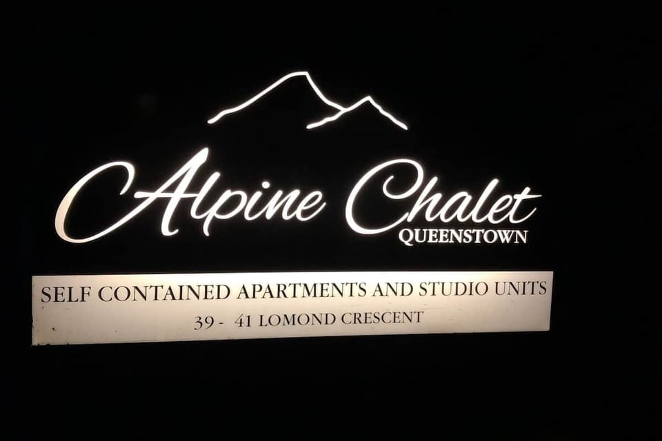 Alpine Chalet self contained apartments at 39 and 41 Lomond Crescent Queenstown