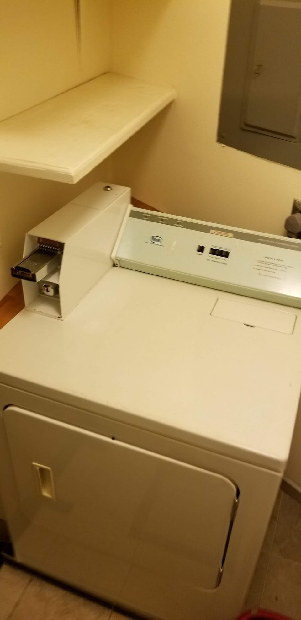 Coin-operated Dryer on 1st Floor