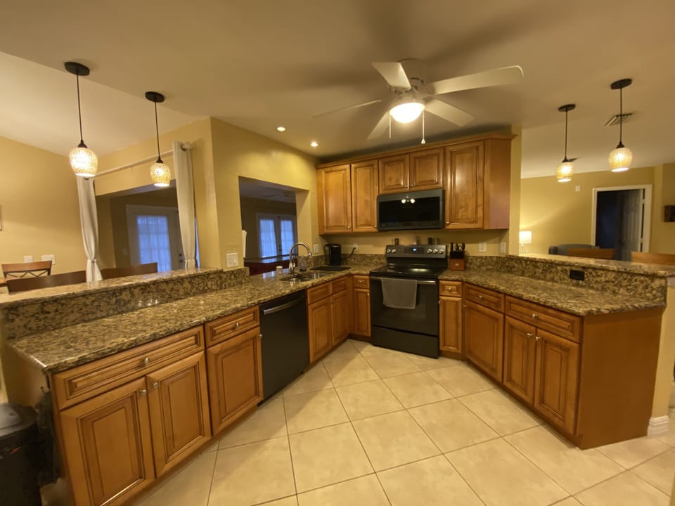 Kitchen with Granite and Breakfast Bar