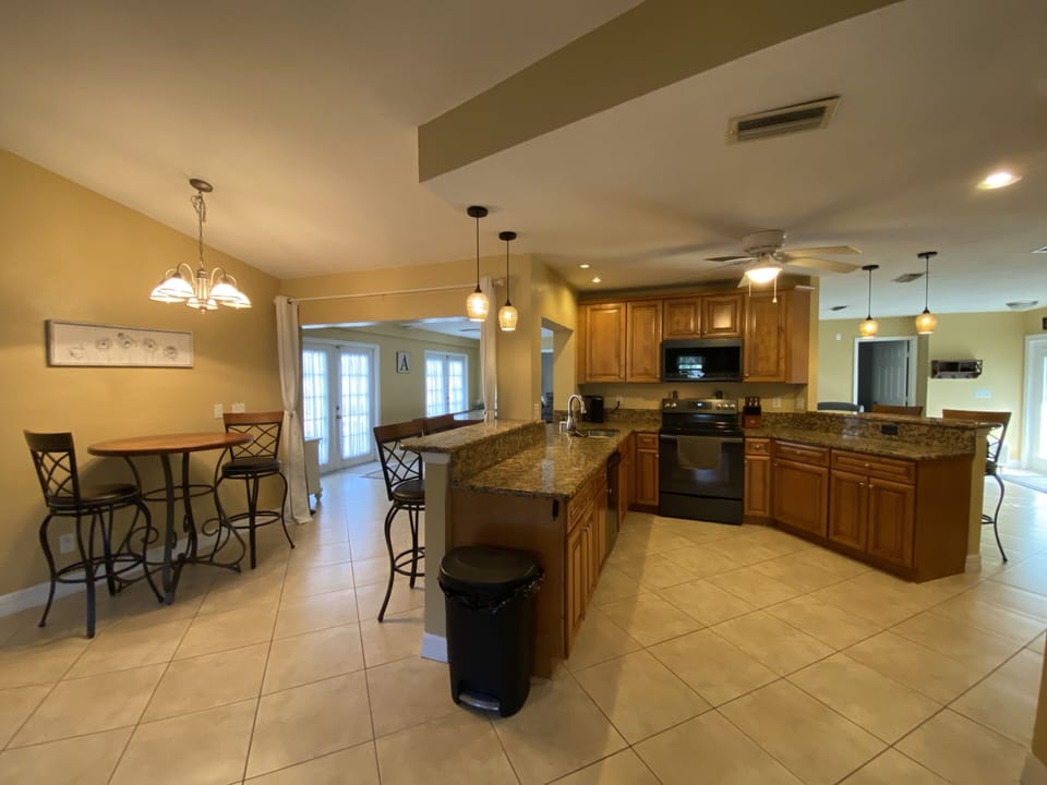 Kitchen Seating and Pub Table