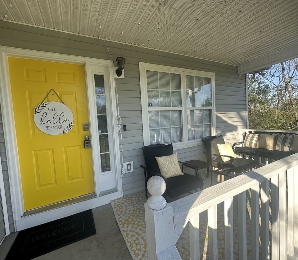 Cozy and cute with a view