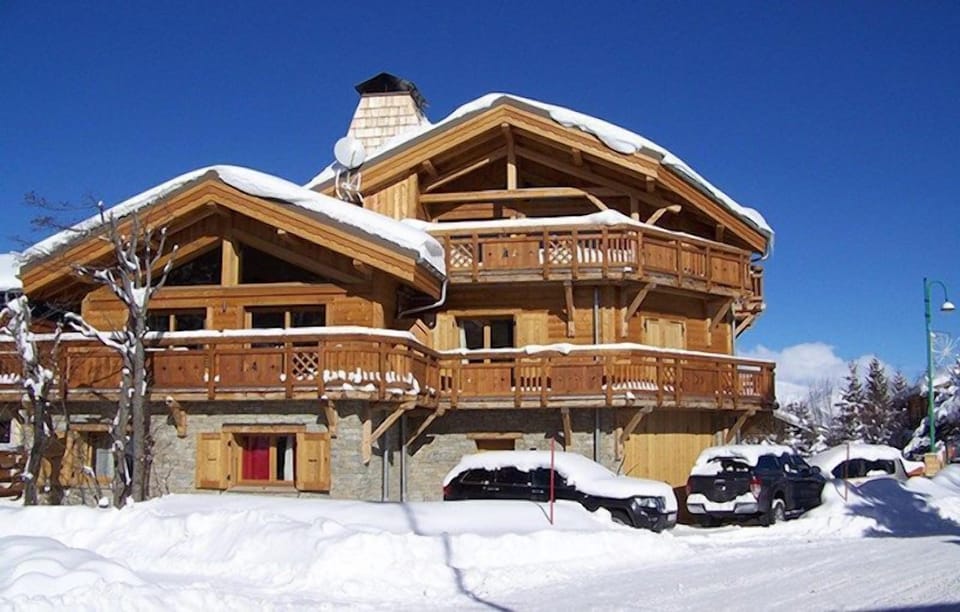 Your next ski vacation starts here.