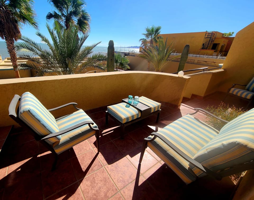mid level patio