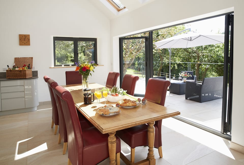 Ground floor:  Beautiful oak dining table