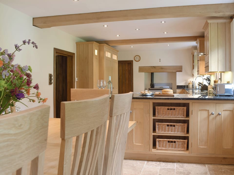 Well equipped kitchen/ dining room | The Oak, Newchurch, near Hay-on-Wye