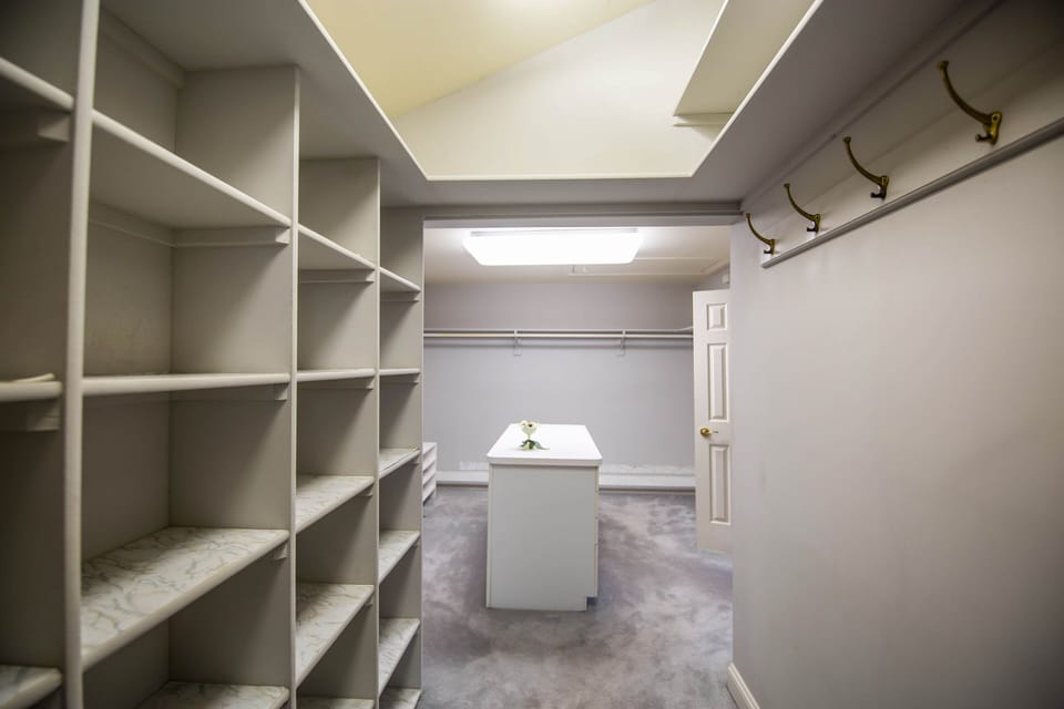 Master Bedroom Walk-in Closet