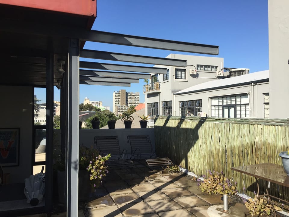 Roof Terrace (view of the city and the adjoining townhouses)