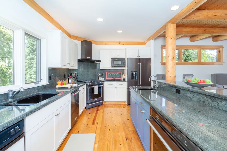 3.2-mountain-village-mountain-melody-kitchen-2