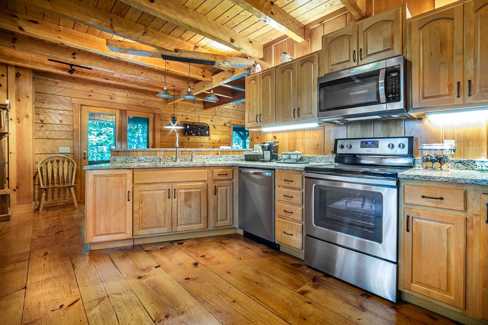 Full kitchen. dishwasher, range, oven, microwave. Full size fridge with icemake