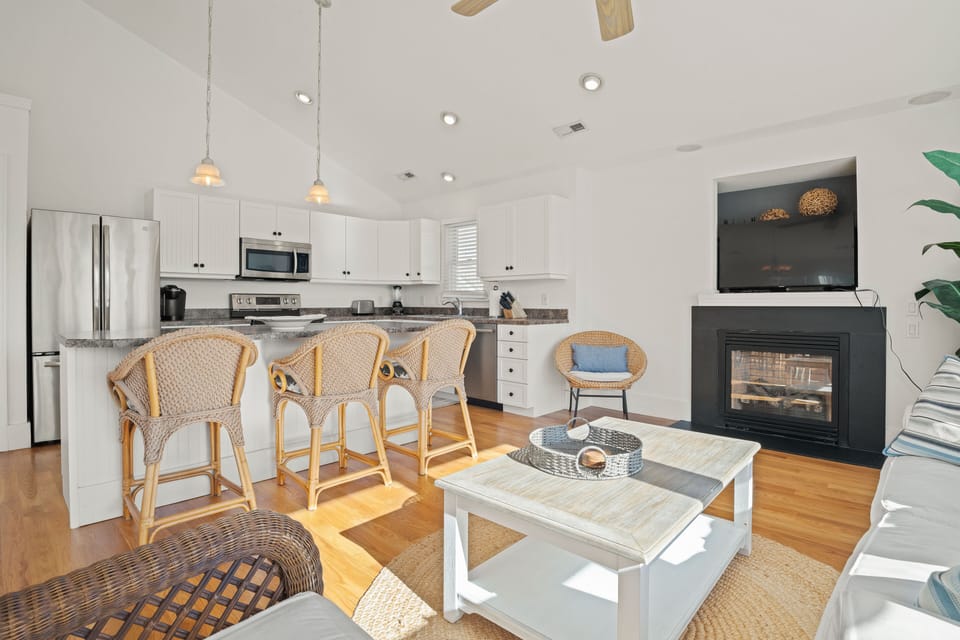 Living Area - Top Level