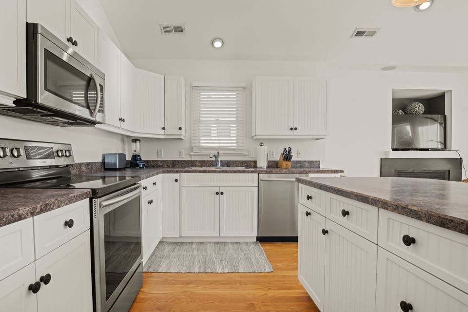 Kitchen - Top Level