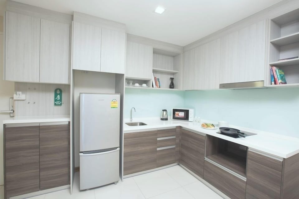 One Bedroom Grand Suite B
