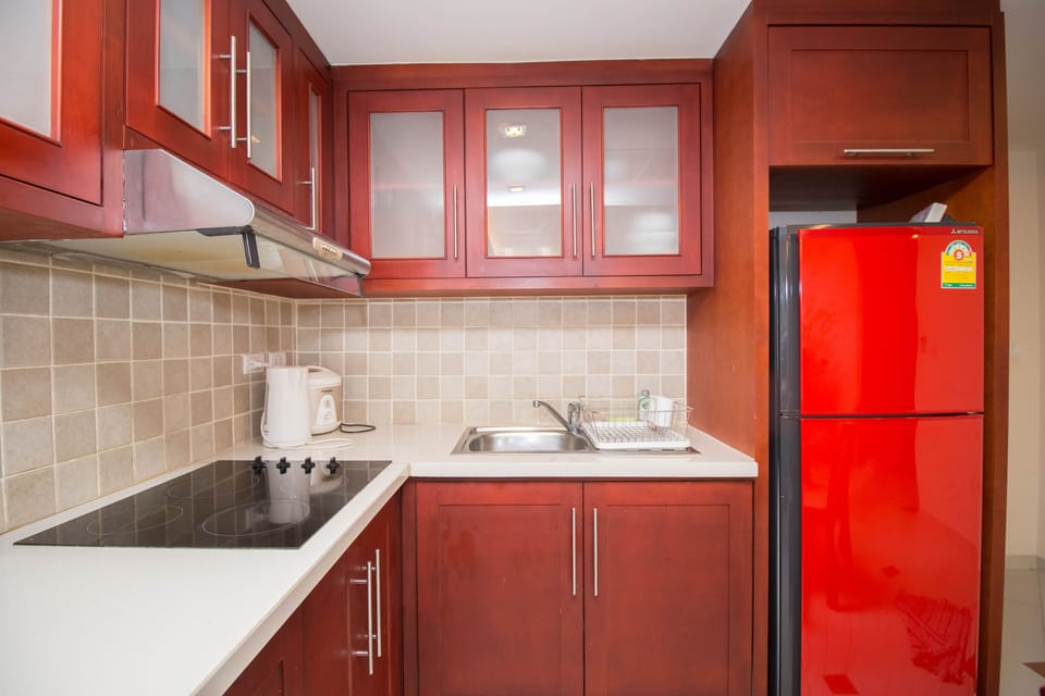 Luxury, central Pattaya 2 bed condo