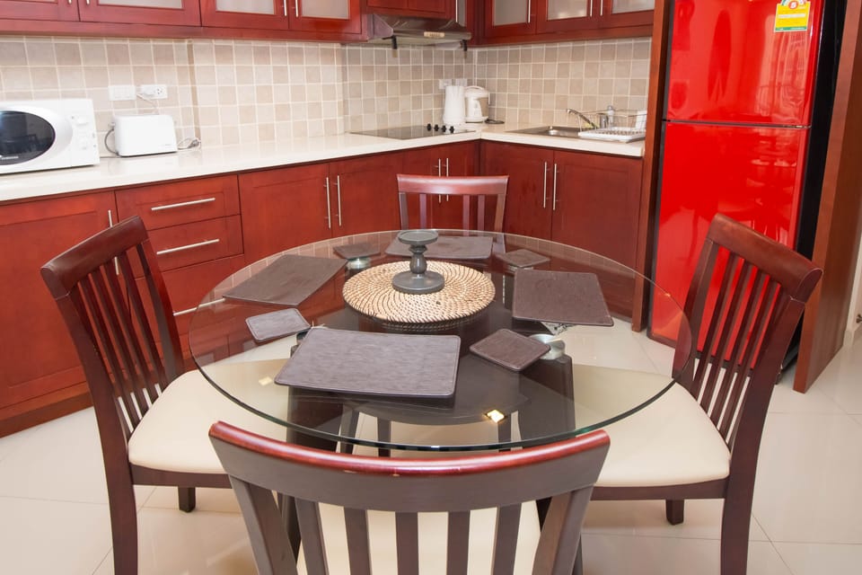 Luxury, central Pattaya 2 bed condo