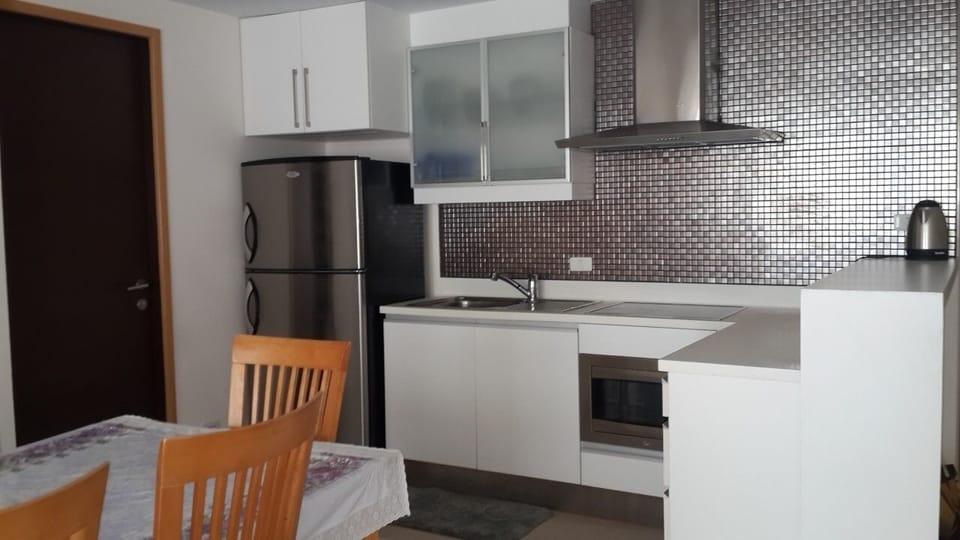 Great Value 2 bed, Beachfront Apartment 