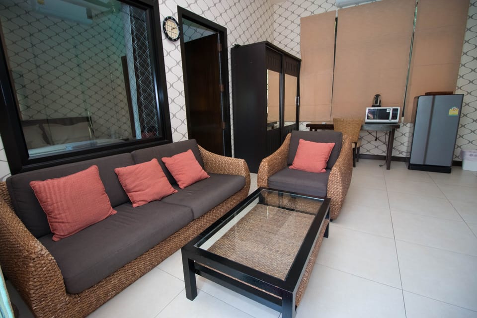 Luxury 4 bed pool villa in Pattaya