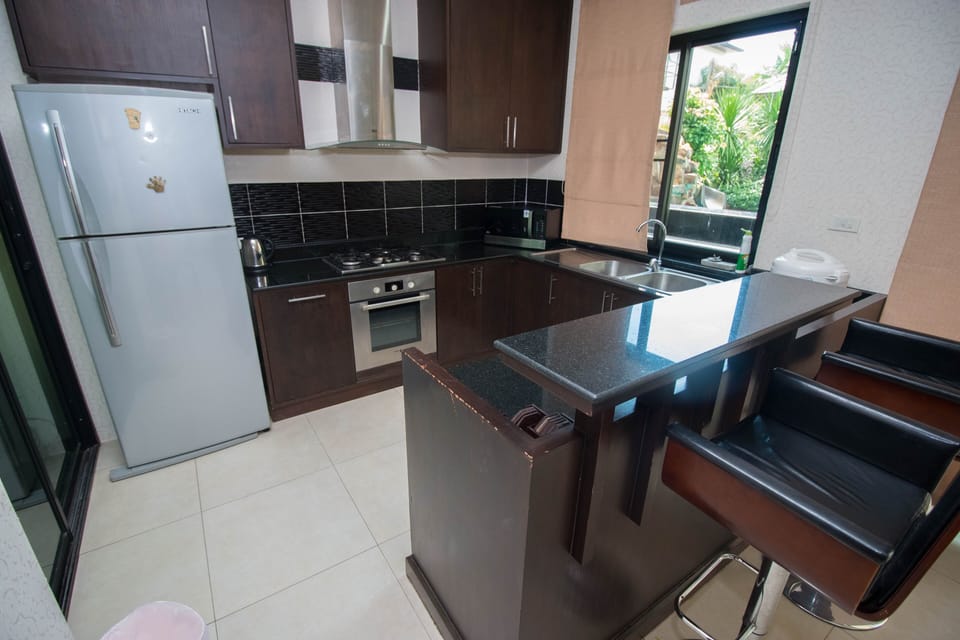 Luxury 4 bed pool villa in Pattaya