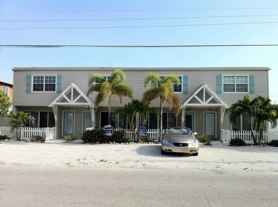 120 52Nd St, Holmes Beach Florida 34217