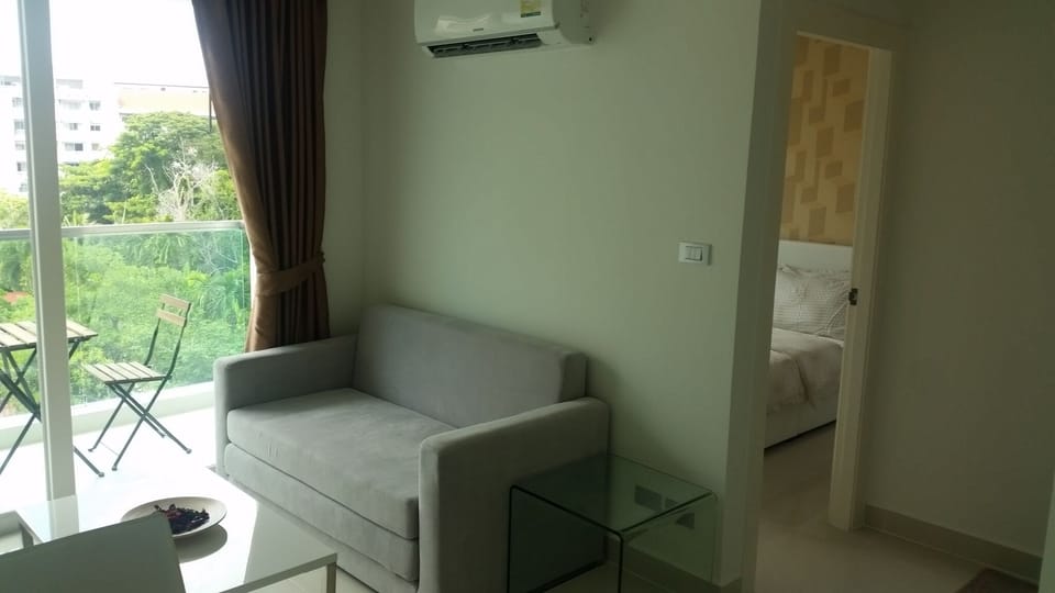 Lovely, but cheap 1 bed Condo in Jomtien
