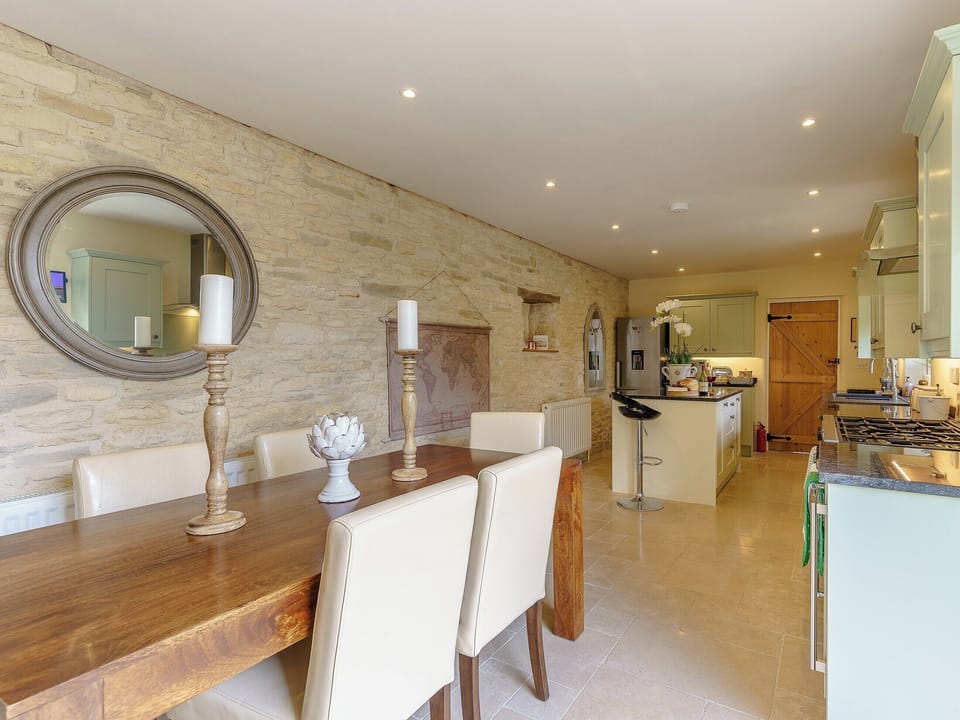 Kitchen and dining area | The Clock House, Bisley, near Stroud