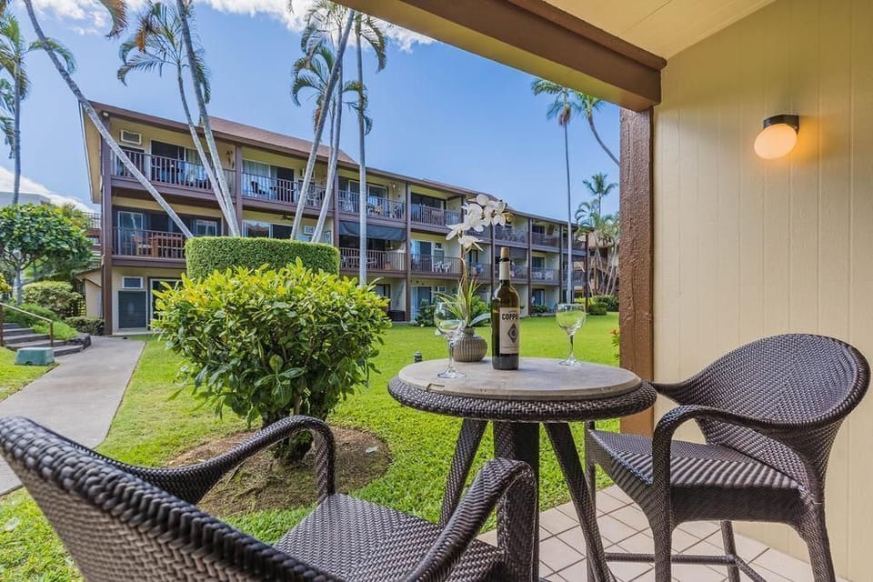 Relaxing lanai with partial ocean view.