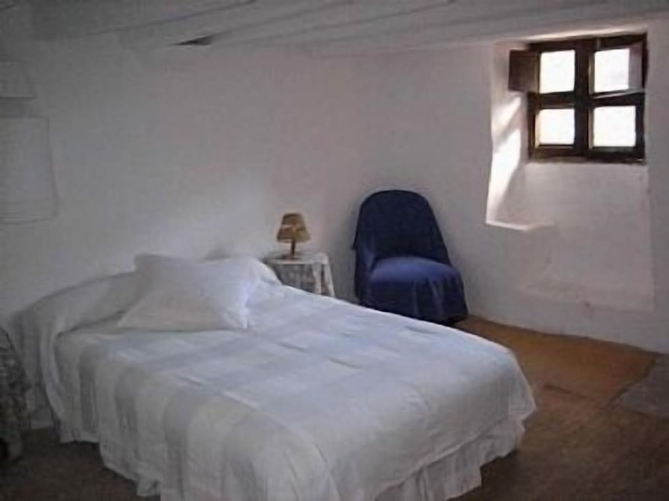 White room (Double bed)