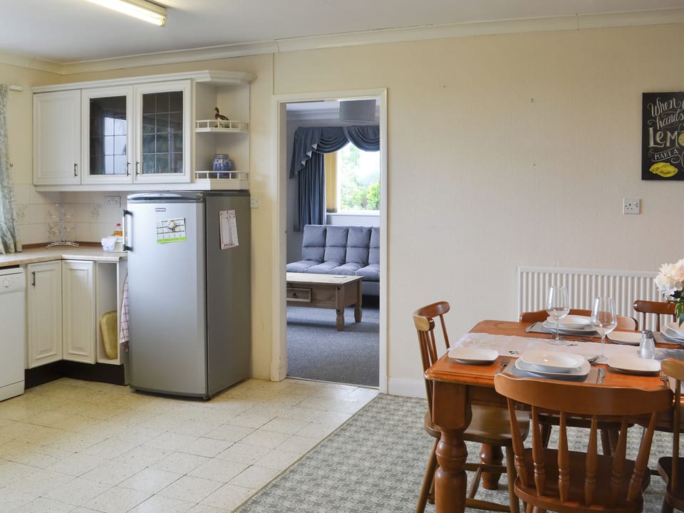 Spacious kitchen/diner | Glebe Farm Bungalow, Kirkby cum Osgodby, near Market Rasen