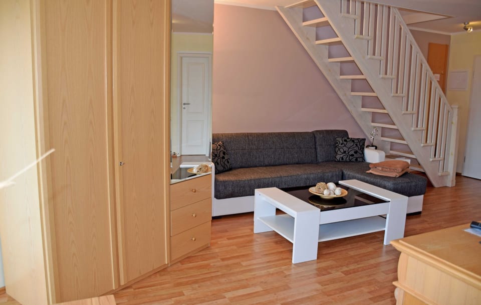 02 Ferienappartement zur Granitz with balcony - Ferienwohnungen zur Granitz mit Apartment in Binz