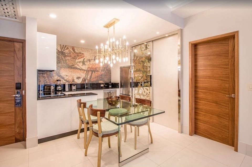 Dining room and full kitchen