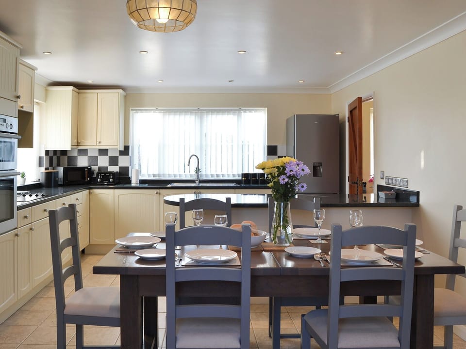 Kitchen/diner | Simpson&rsquo;s BoatyardTeasel, Happisburgh