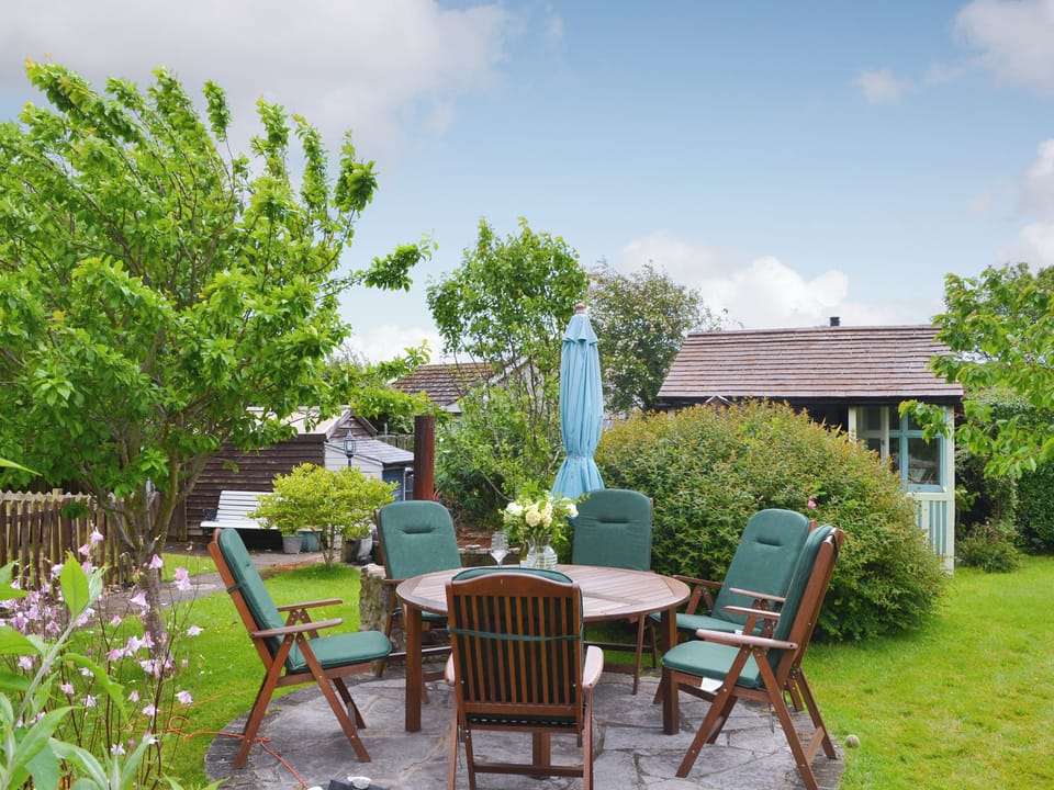 Large enclosed garden | Tyn Lon, Moelfre, near Benllech