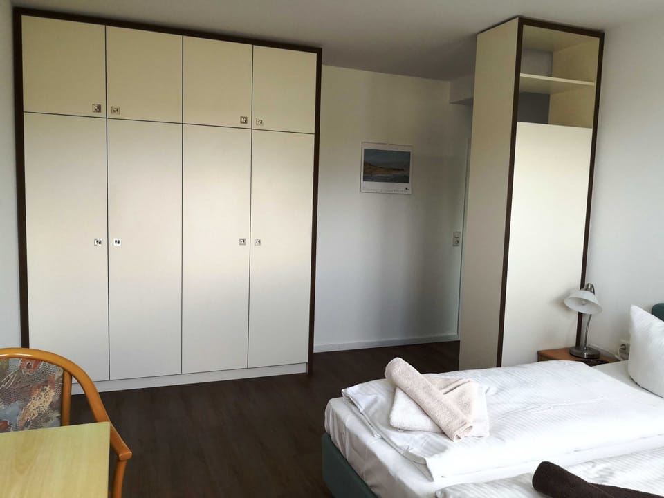 Double room 06 - Guesthouse & Strandhalle Bed and Breakfast in Mecklenburg-Vorpommern, Germany