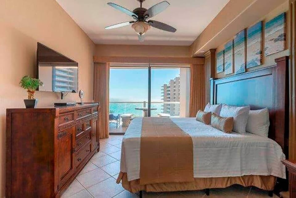Bedroom With Patio Access (1)