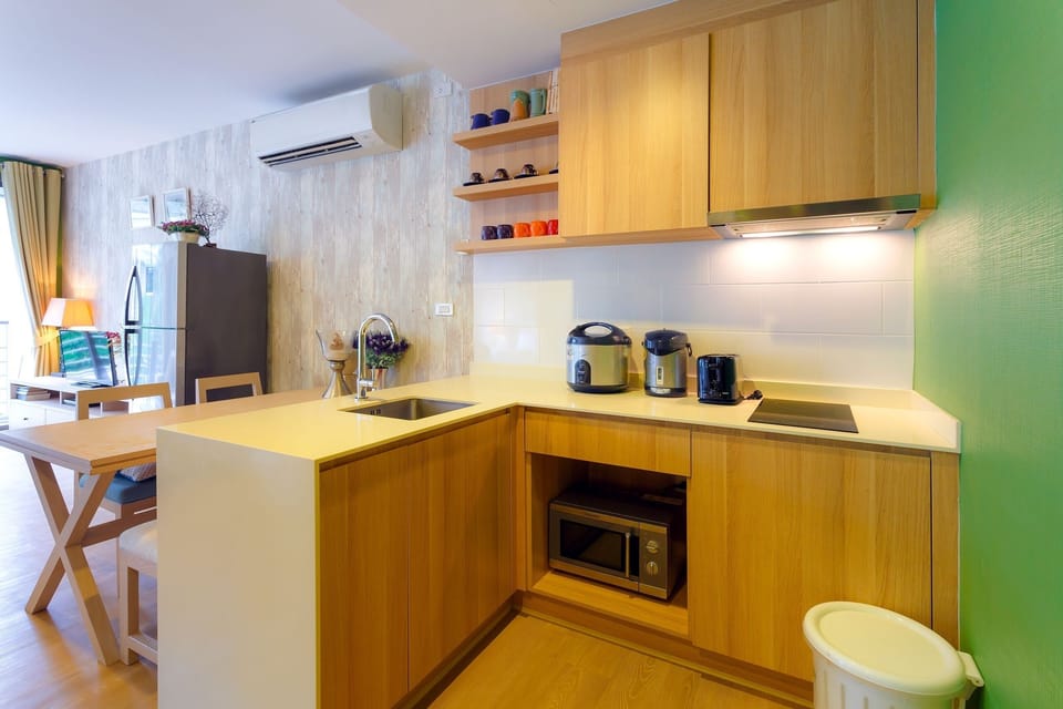 Baan SanKraam_1BR Apt, GCC-PoolView